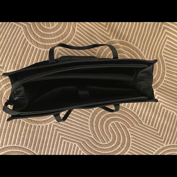 Beis Work Tote - Picture 5 of 7